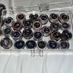38 BareMinerals loose shadows